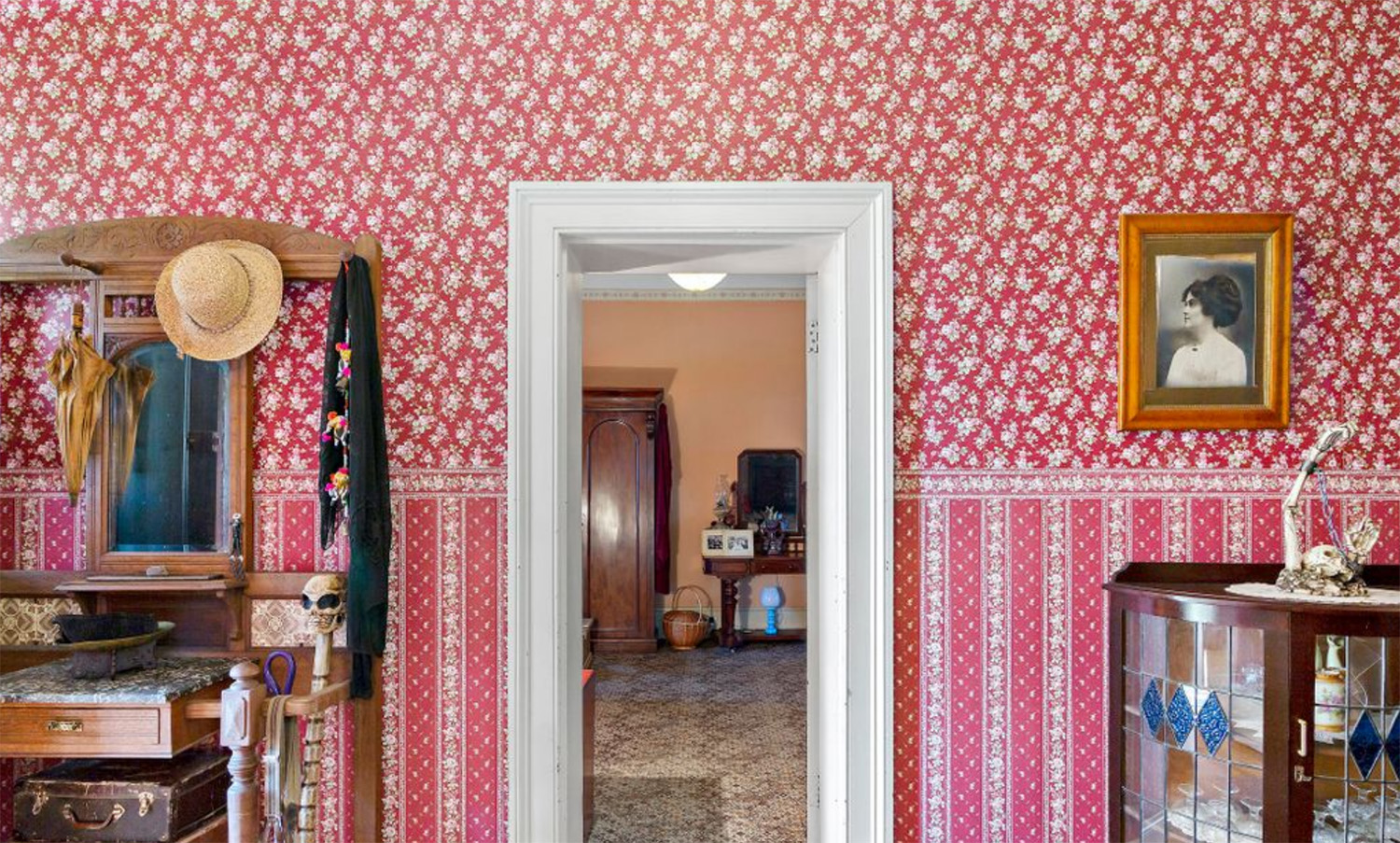 House of horrors tour the terrifying home for 'brave people only'